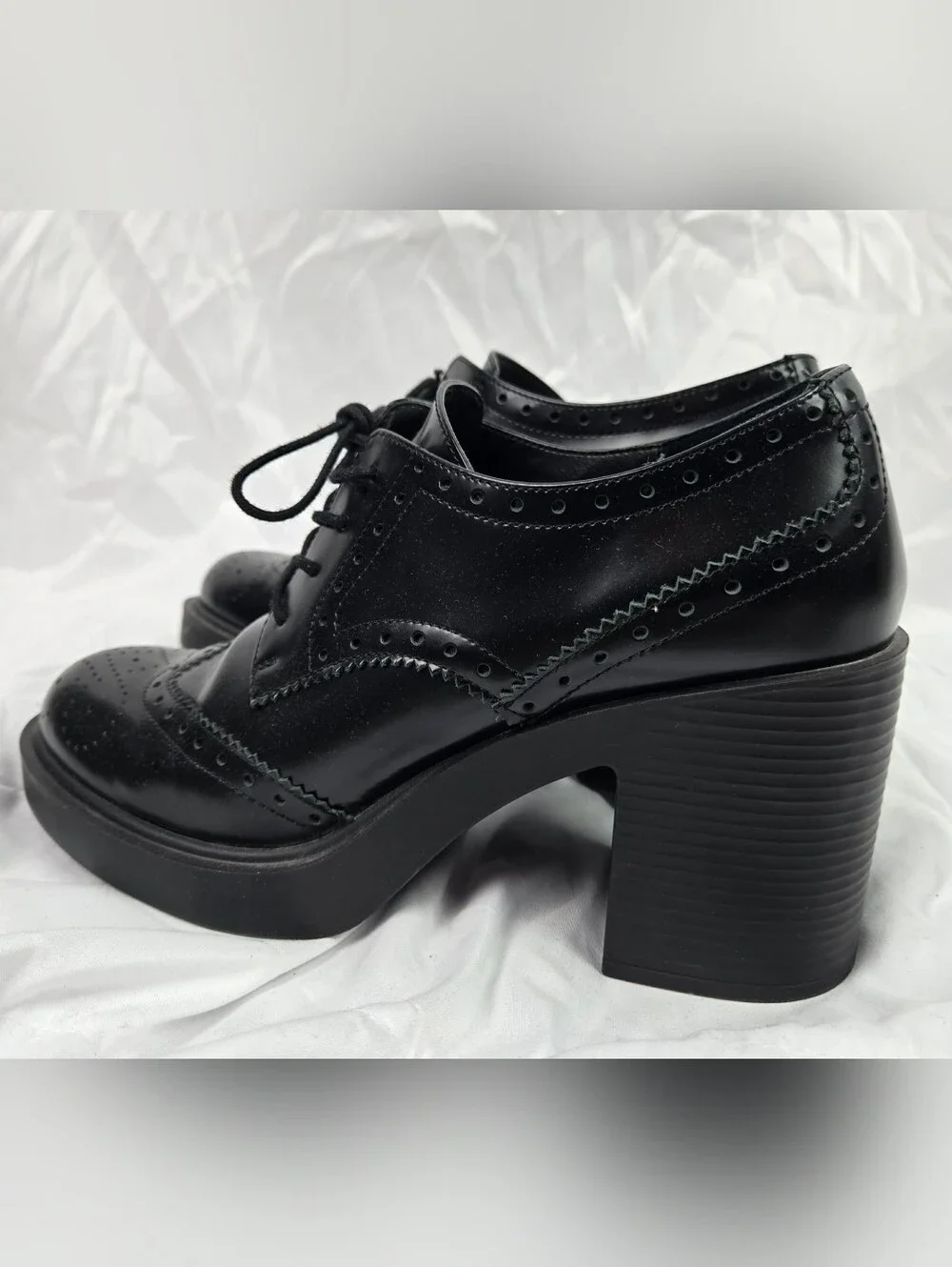 Steve Madden Black Platform Brogue Heels